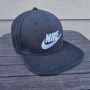 nike pinwheel cap
